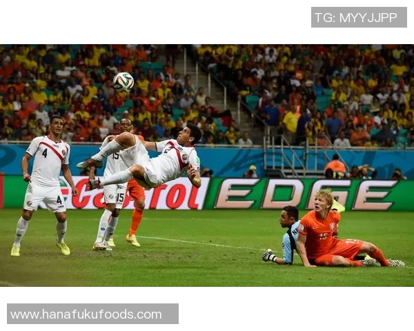 足球巨星卡塔尔赛场表现惊艳引关注未来或成世界杯新传奇